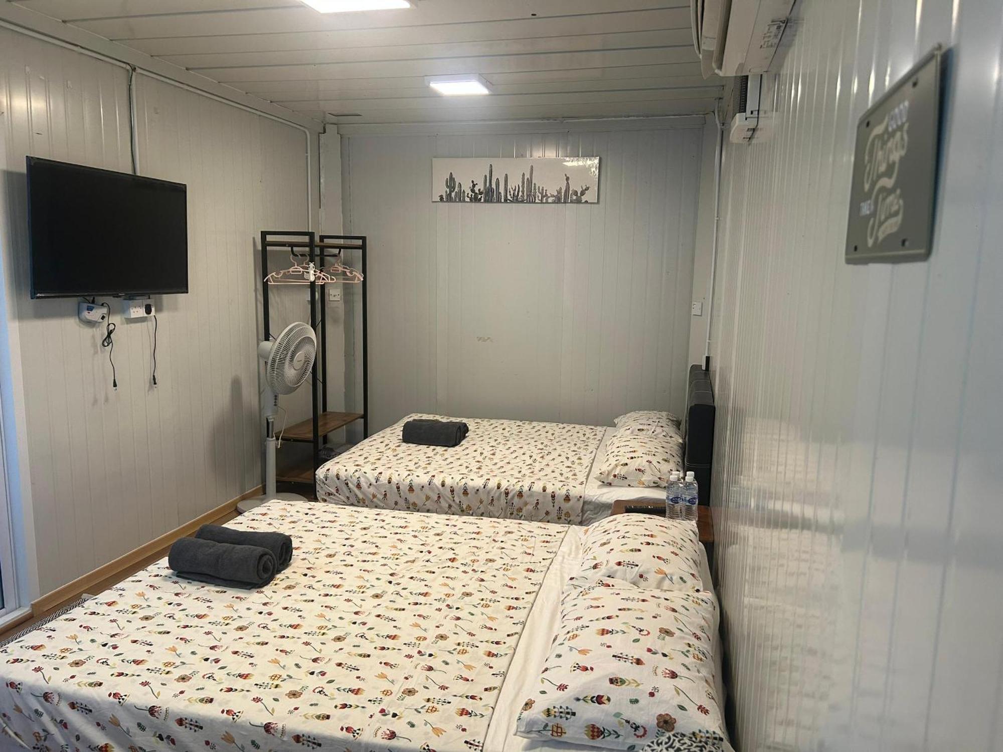 Merdeka Guest House 2 Κουτσίνγκ Εξωτερικό φωτογραφία