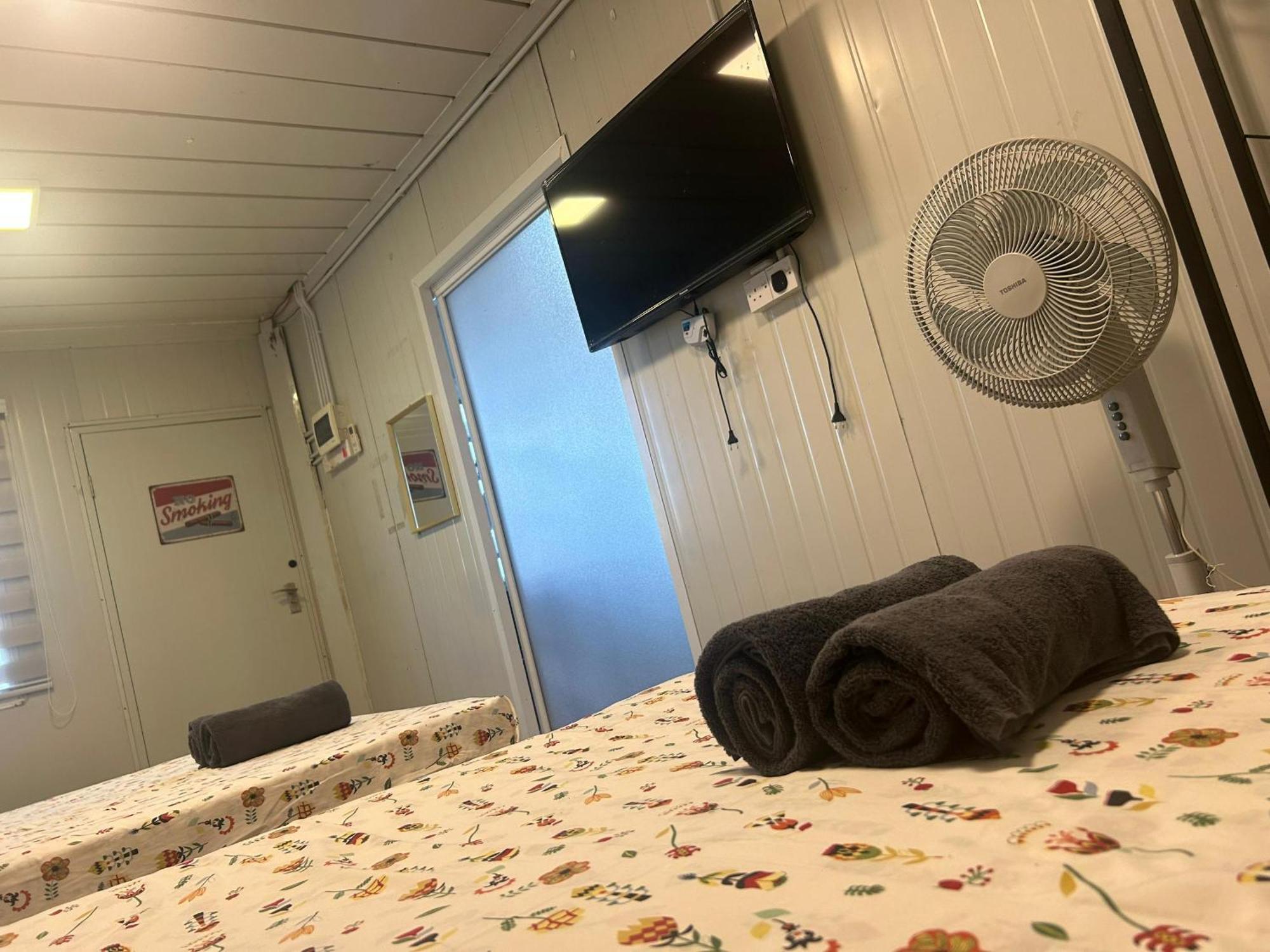Merdeka Guest House 2 Κουτσίνγκ Εξωτερικό φωτογραφία