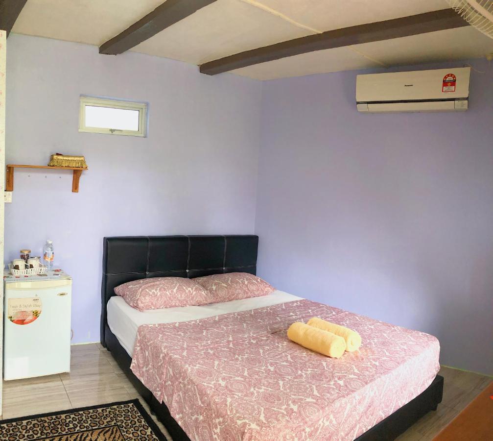 Merdeka Guest House 2 Κουτσίνγκ Εξωτερικό φωτογραφία
