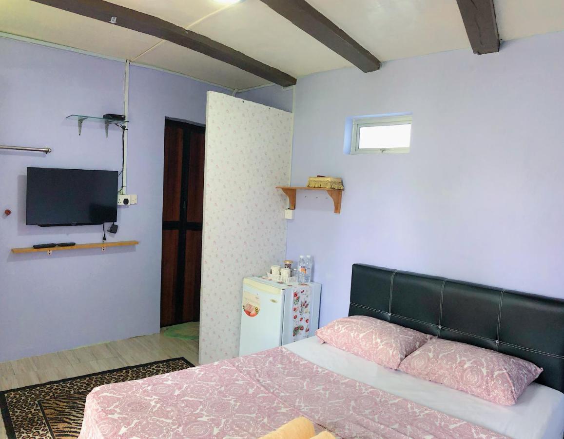 Merdeka Guest House 2 Κουτσίνγκ Εξωτερικό φωτογραφία